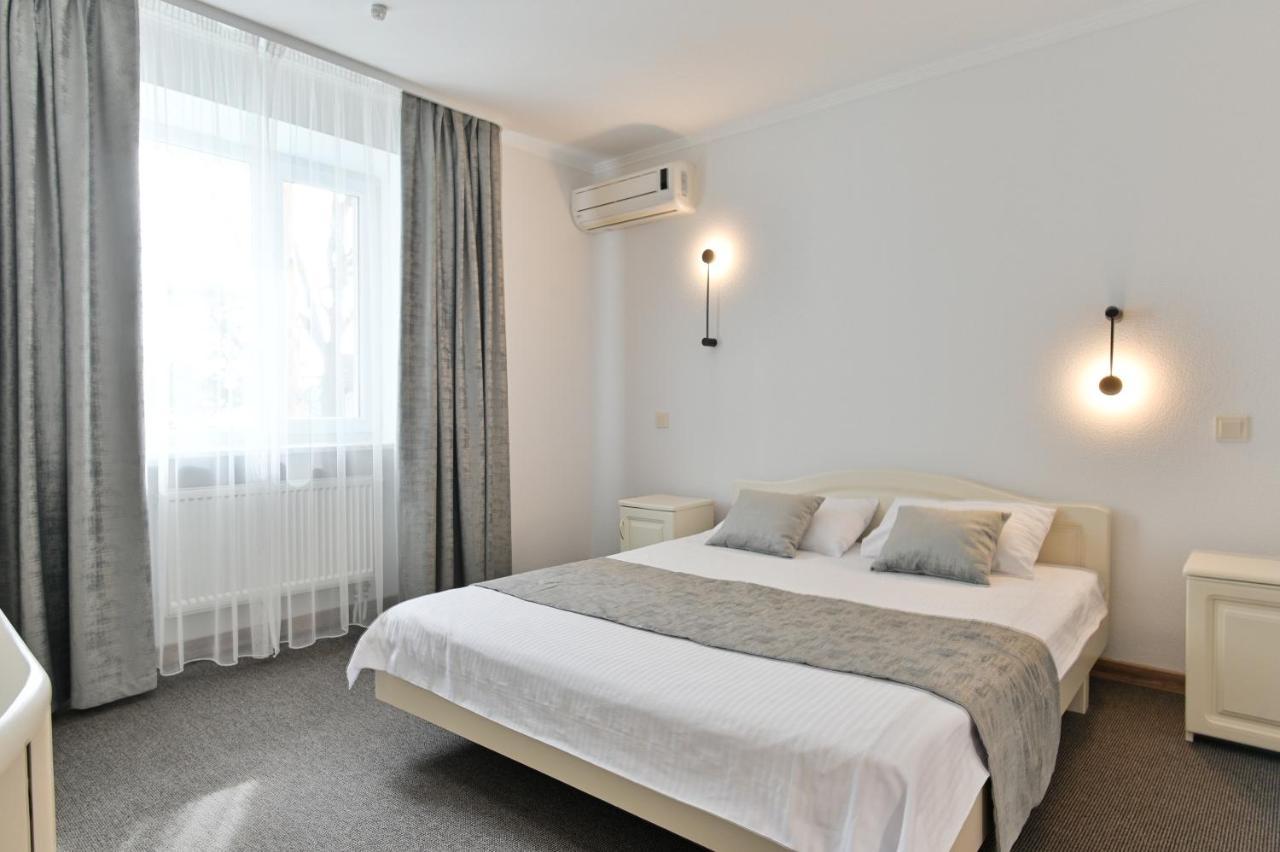 Makis Hotel Spa Poddubtsy Exterior photo